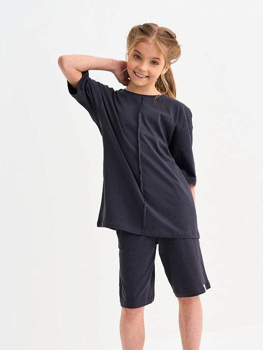 Пижама для мальчика на ребенке