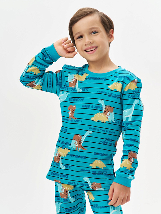 Пижама для мальчика на ребенке